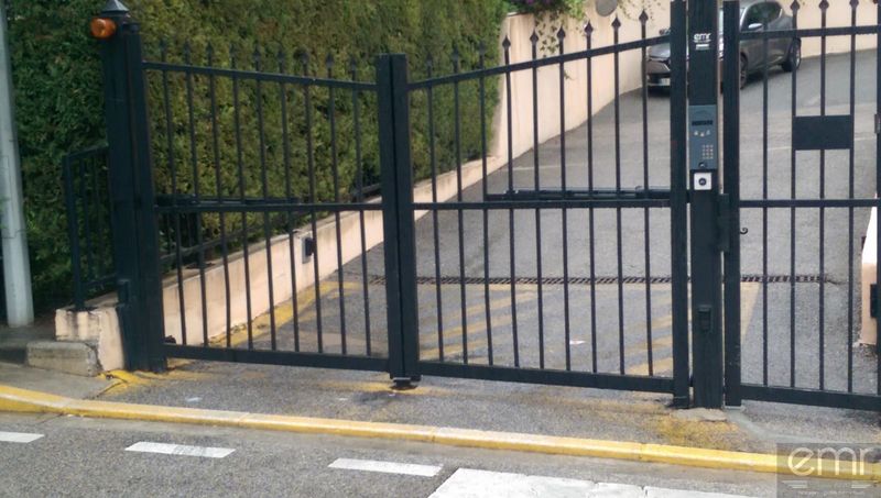 Installation de contrôles d'accès dans une résidence à Nice afin de sécuriser les entrées