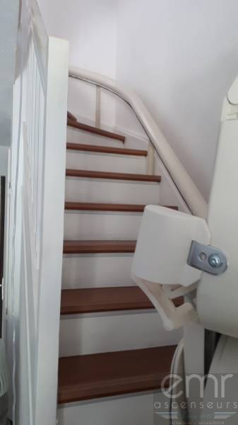 mono rail et courbe intérieure