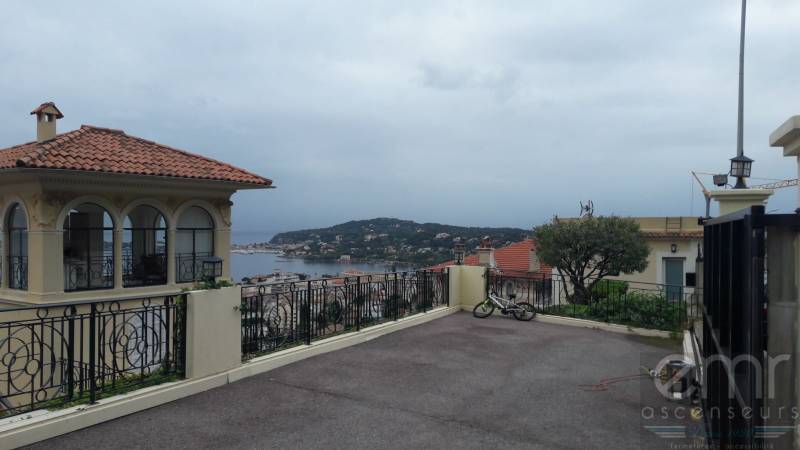 emr ascenseurs - portail à beaulieu