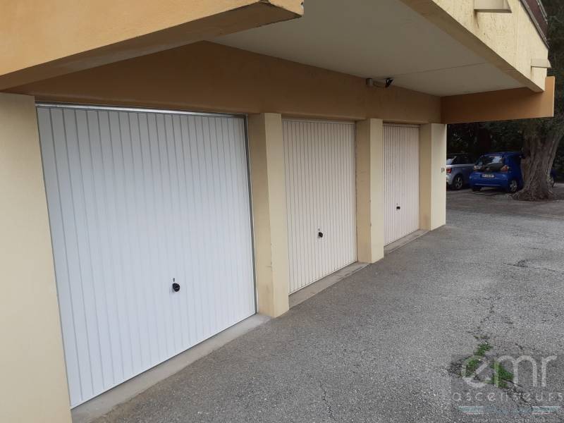 emr ascenseurs - nouvelle porte de box