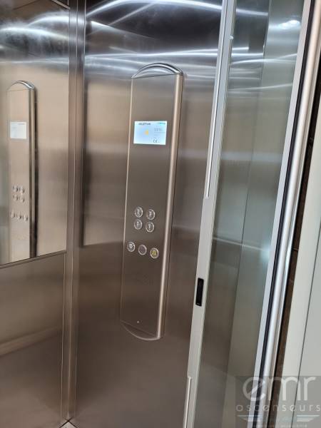 Installation d'un élévateur dans une villa à Cannes