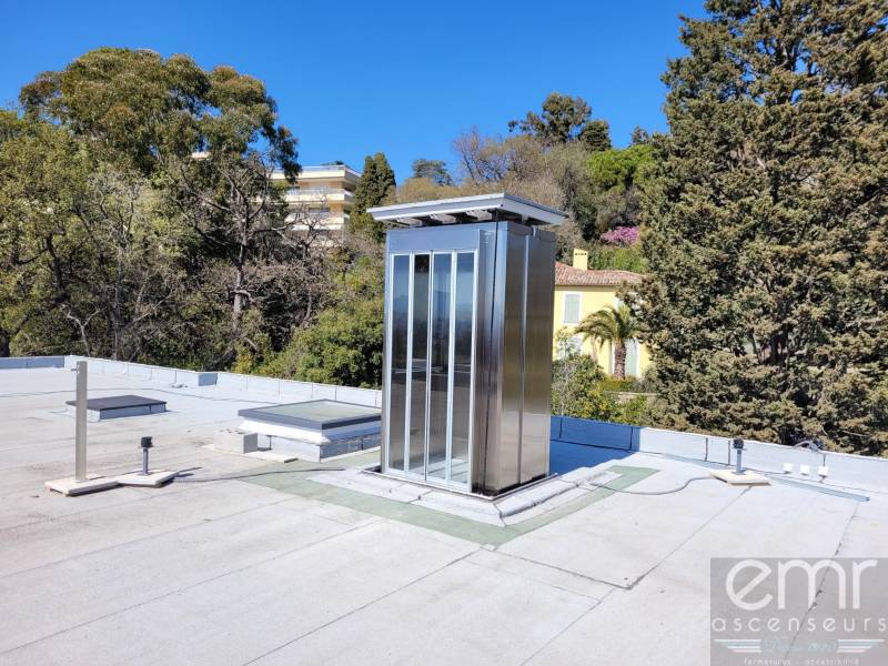 Installation d'un élévateur dans une villa à Cannes