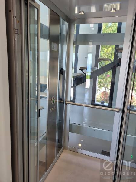Emr Ascenseurs - la cabine