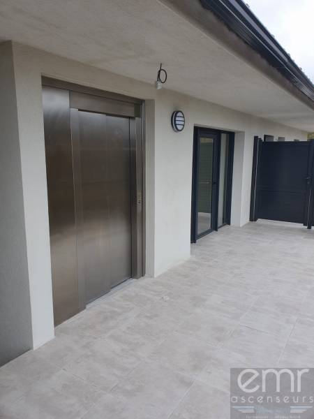 Installation d'un ascenseur dans la commune de Montauroux