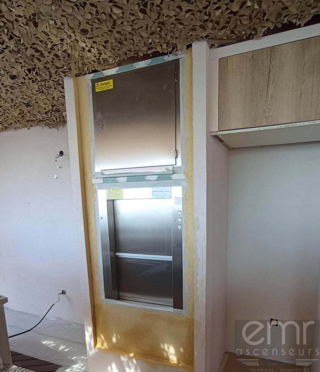 EMR Ascenseurs - Monte plats fini