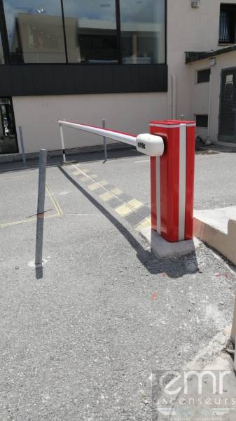 EMR Ascenseurs et Fermetures - Nouvelle barrière