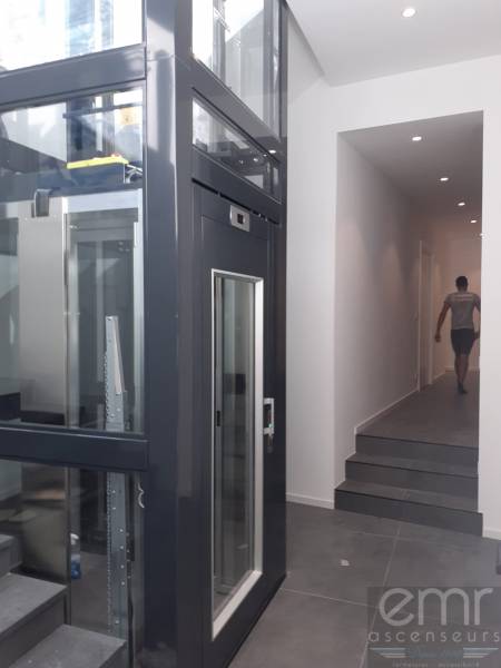 Installation d'un ascenseur oléodynamique dans une villa à Villefranche sur Mer