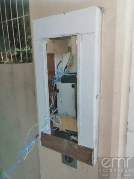 emr ascenseurs - ouverture façade 1