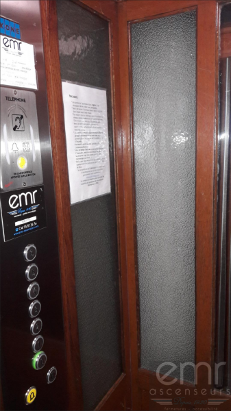 Travaux d'entretien réalisés par les techniciens EMR sur nos ascenseurs