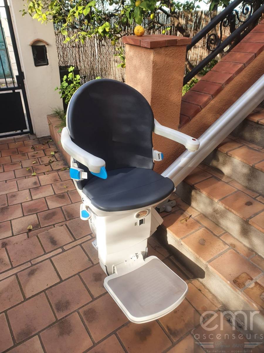 EMR ASCENSEURS installe des monte-escaliers dans l'arrière pays Niçois