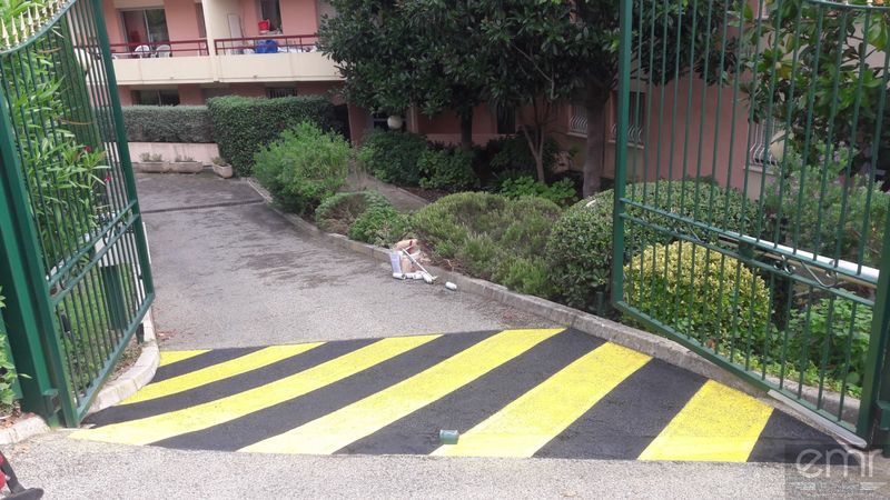 Réfection du marquage au sol réglementaire dans une copropriété à Nice