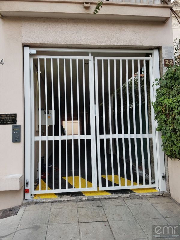 Installation d'un portail à barreaudages dans une Copropriété à Nice
