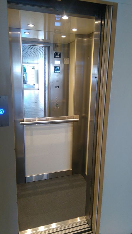 Réfection de l'habillage cabine dans une copropriété au Cannet