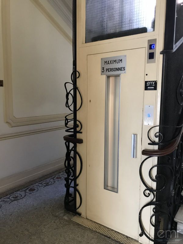 Maintenance de l'ascenseur de la VILLA PLAGE à Nice