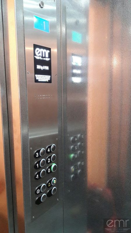 Habillage cabine et modernisation d'un ascenseur dans le quartier de Cimiez à Nice