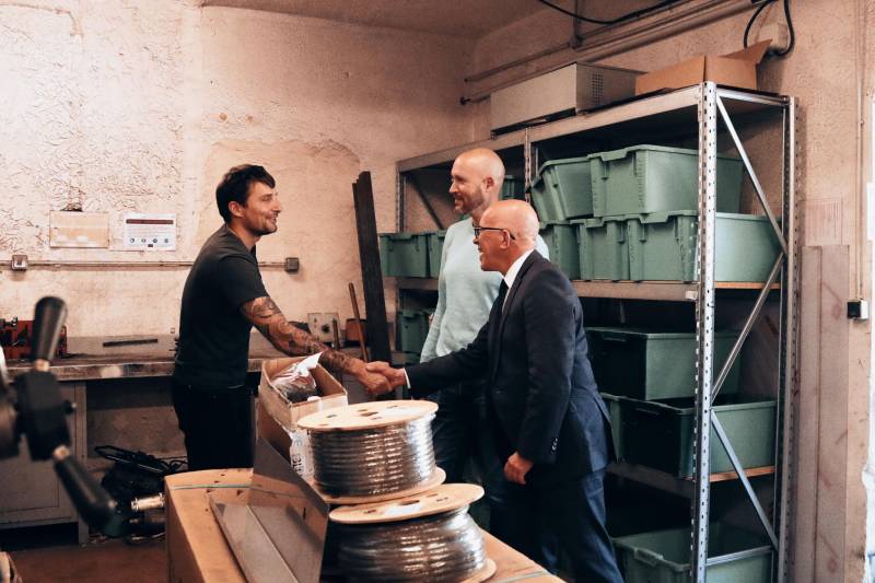 M.CIOTTI avec un technicien