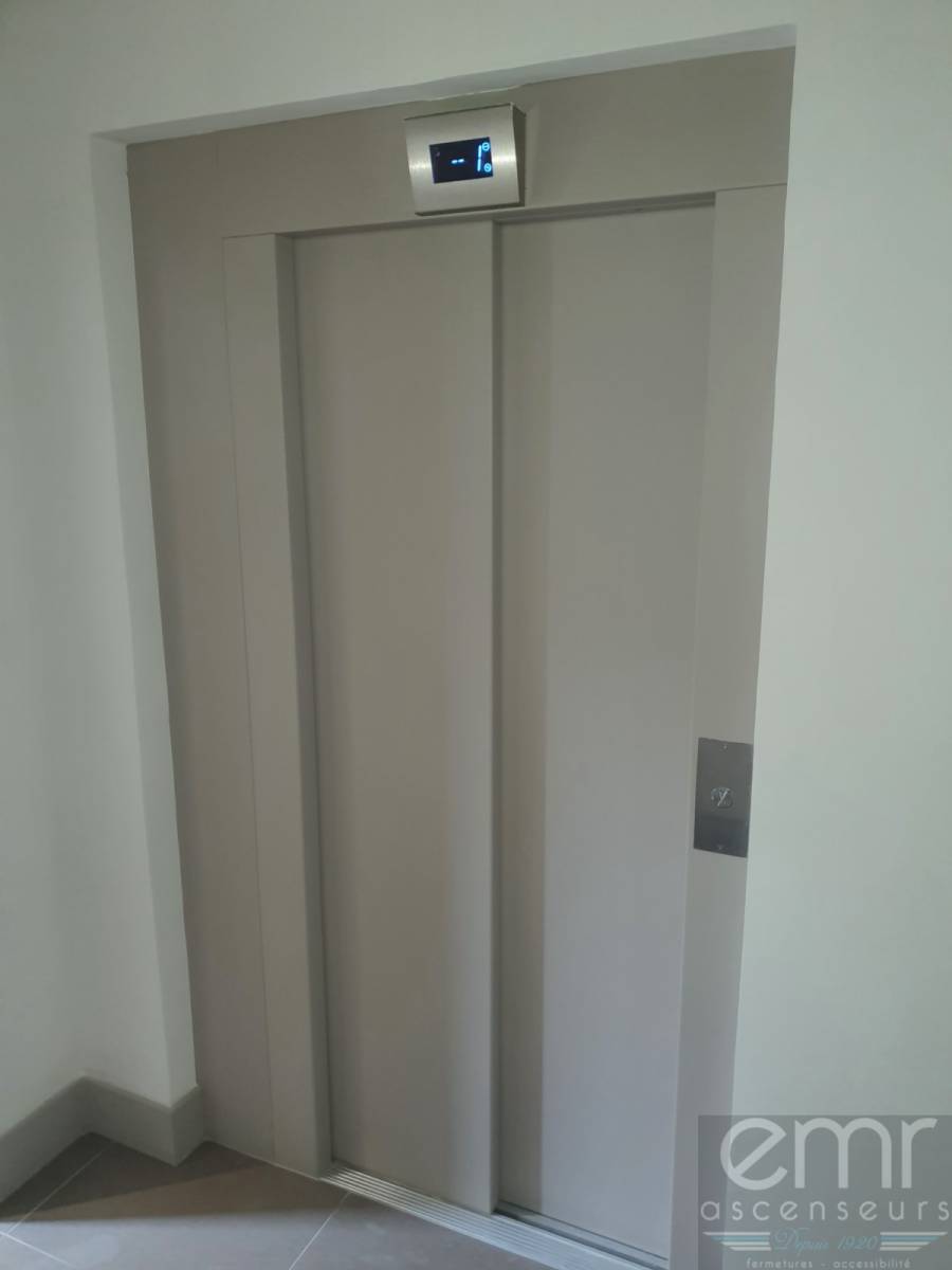 Remplacement d'un ascenseur existant par un ascenseur plus grand