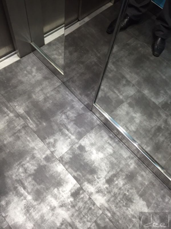 Ascenseur Volkswagen : Un monde joyeux, insouciant, la jeunesse des années 60 est de retour