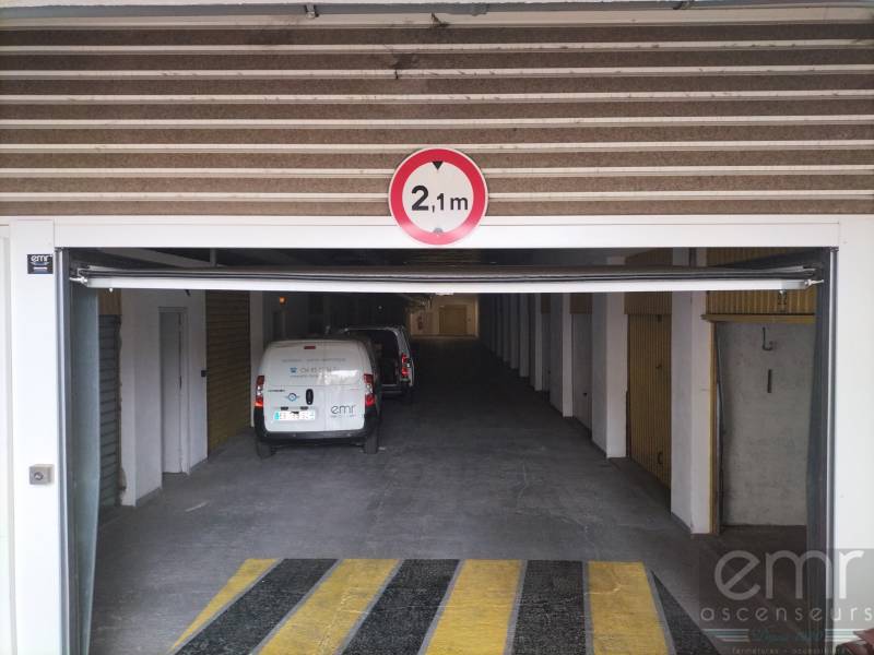 Tablier de travers de la porte précédente 